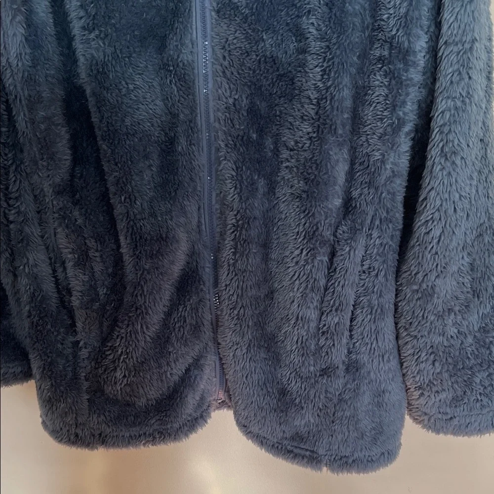 Zenana Outfitters Plush Blue Teddy Jacket - Picture 4 of 9